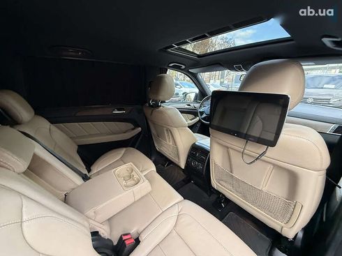 Mercedes-Benz GL-Класс 2015 - фото 25