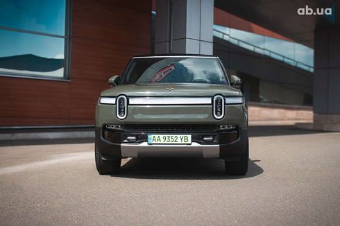 Rivian R1S 2023 - фото 9