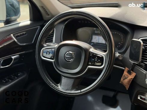 Volvo XC90 2017 - фото 29