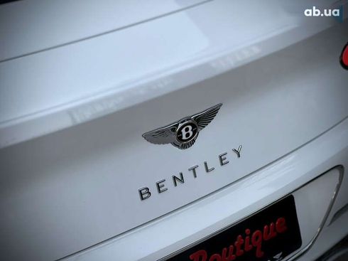 Bentley Continental GT 2019 - фото 30