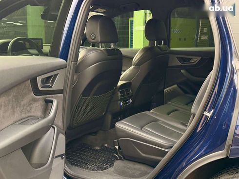 Audi Q7 2018 - фото 19