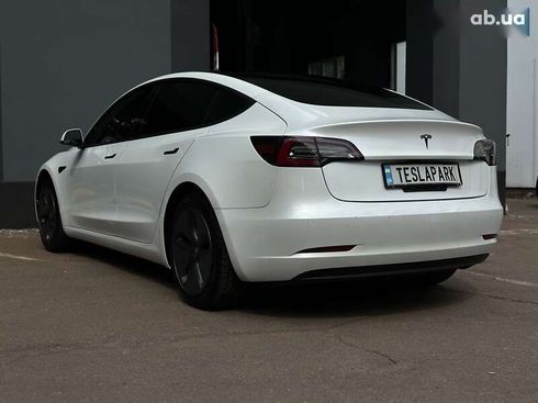 Tesla Model 3 2019 - фото 8