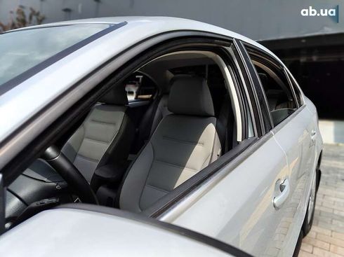 Volkswagen Jetta 2012 - фото 4