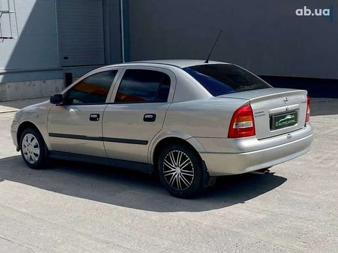 Opel Astra 2008 - фото 11