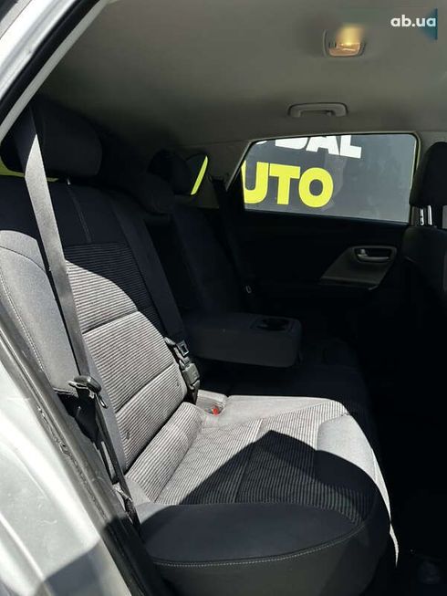 Kia Niro 2017 - фото 21