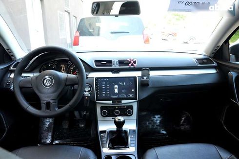 Volkswagen Passat 2011 - фото 26
