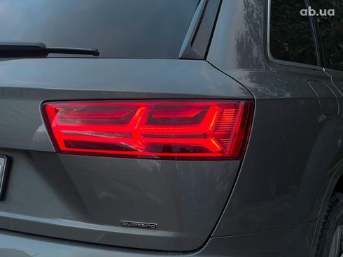 Audi Q7 2016 серый - фото 17