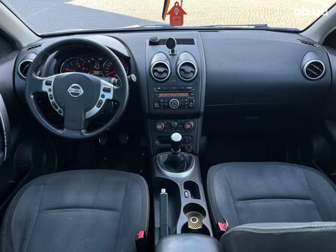 Nissan Qashqai 2010 белый - фото 25