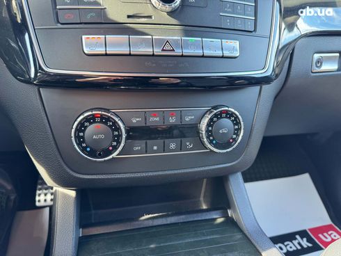 Mercedes-Benz GLE-Класс 2016 черный - фото 31