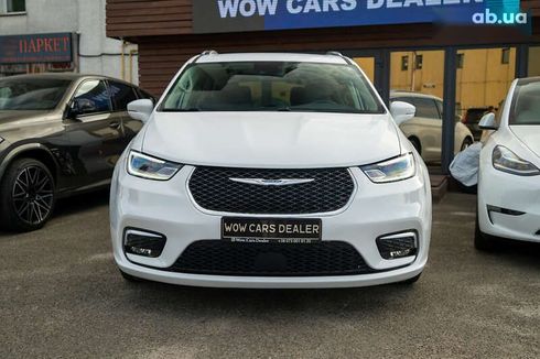 Chrysler Pacifica 2021 - фото 2