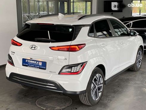 Hyundai Kona Electric 2021 - фото 15