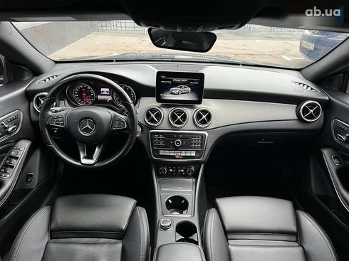 Mercedes-Benz CLA-Класс 2018 - фото 16