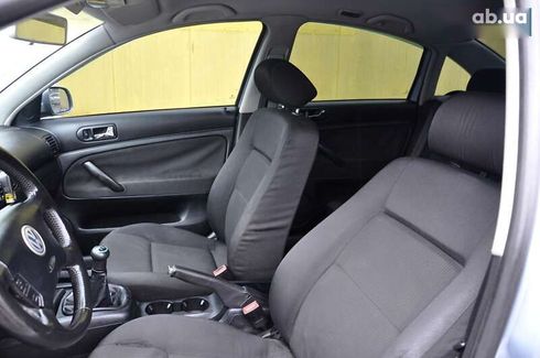 Volkswagen Passat 2003 - фото 17