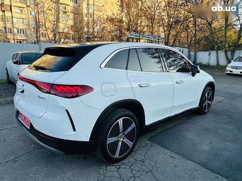 Mercedes-Benz EQE-Класс 2024 - фото 11