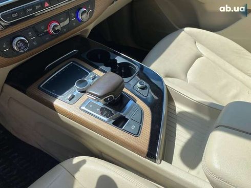 Audi Q7 2016 - фото 18