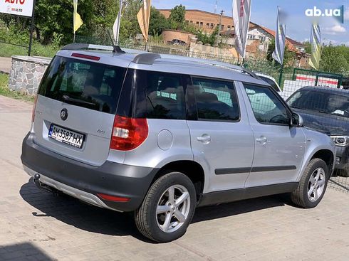 Skoda Yeti 2012 - фото 15