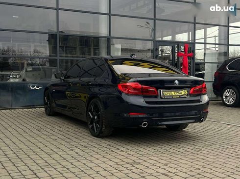 BMW 5 серия 2018 - фото 5