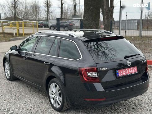 Skoda Octavia 2018 - фото 20