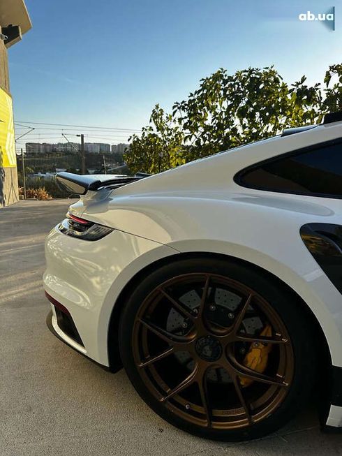 Porsche 911 2020 - фото 13