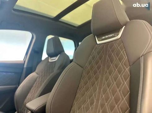 Audi Q4 e-tron 2023 - фото 13