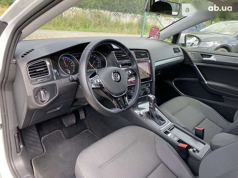 Volkswagen e-Golf 2019 - фото 19