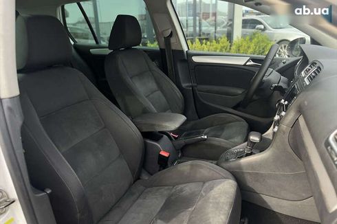Volkswagen Golf 2010 - фото 11