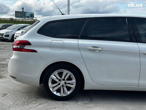 Peugeot 308 2019 белый - фото 11