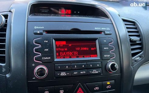 Kia Sorento 2012 - фото 14