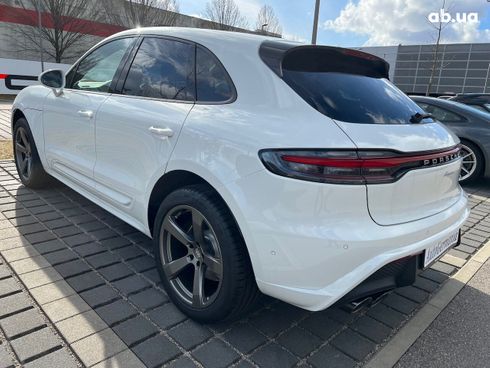 Porsche Macan 2021 - фото 34