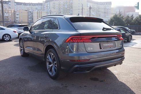 Audi Q8 2020 - фото 7