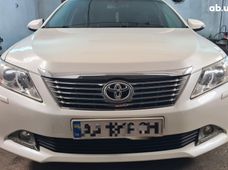 Продаж вживаних Toyota Camry 2012 року - купити на Автобазарі