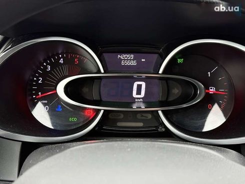 Renault Clio 2016 - фото 24