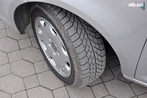 Volkswagen Touran 2010 - фото 28