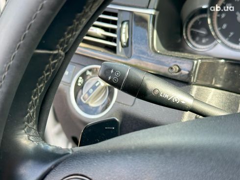 Mercedes-Benz E-Класс 2011 белый - фото 30