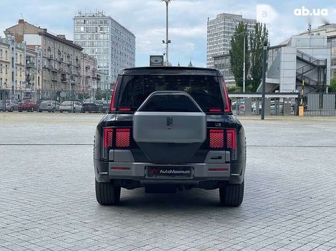 BYD Yangwang U8 2023 - фото 6