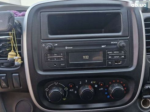 Renault Trafic 2019 - фото 20