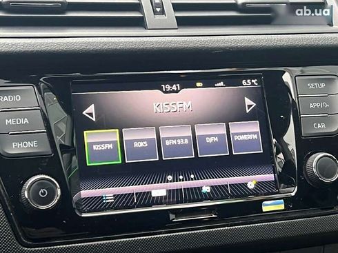 Skoda Fabia 2021 - фото 28
