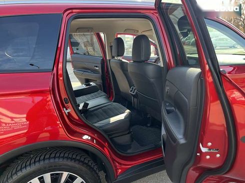 Mitsubishi Outlander 2021 - фото 29