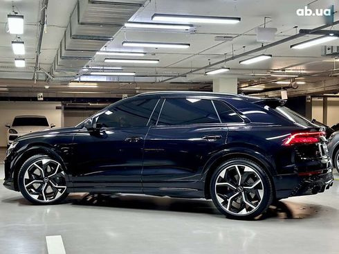 Audi RS Q8 2020 - фото 27