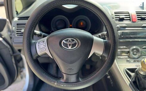 Toyota Auris 2008 - фото 10