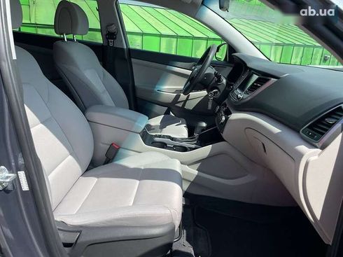 Hyundai Tucson 2017 - фото 28