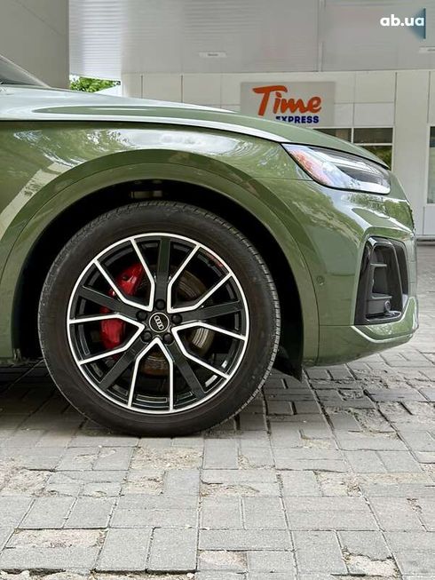 Audi SQ5 2021 - фото 13