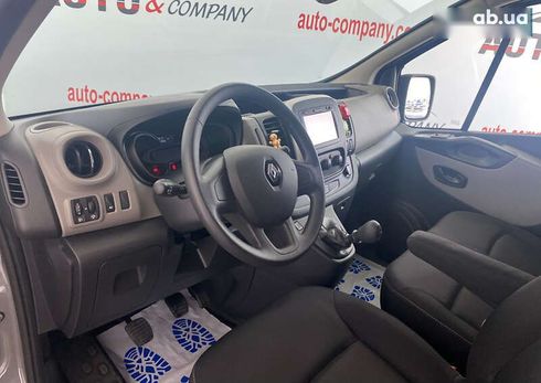 Renault Trafic 2018 - фото 14