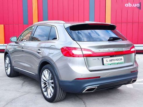 Lincoln MKX 2016 - фото 6