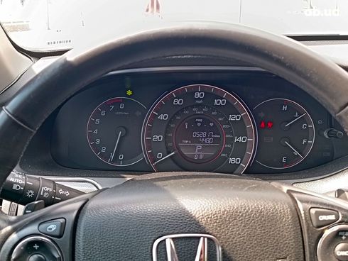 Honda Accord 2015 белый - фото 26