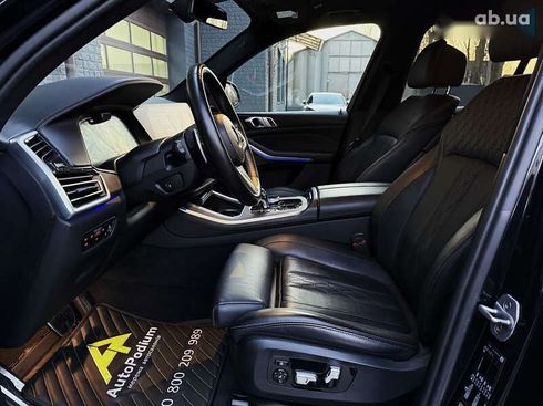 BMW X5 2021 - фото 29