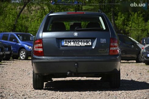 Skoda Fabia 2005 - фото 8