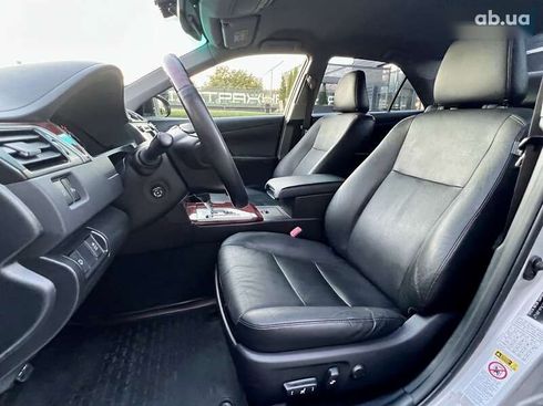 Toyota Camry 2013 - фото 23