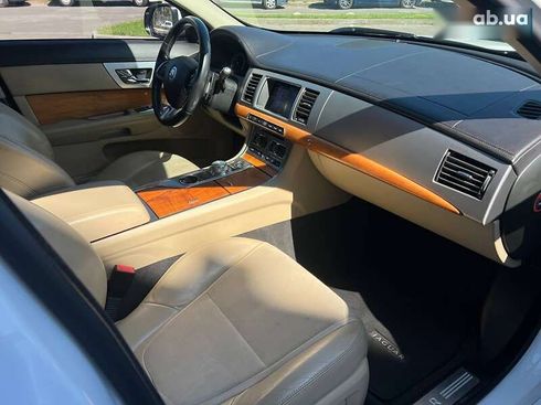 Jaguar XF 2012 - фото 13