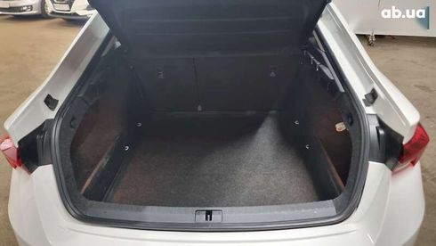 Skoda Octavia 2021 - фото 13